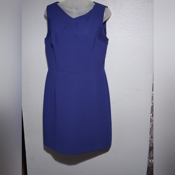 Tahari Dresses & Skirts - Tahari Women's Blue Dress